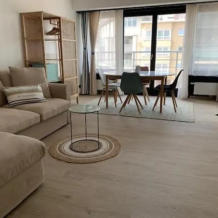 Cosy With Lateral Seaview T57 *