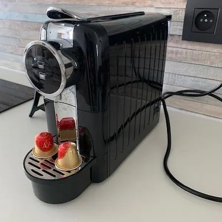 Апартаменты Cosy With Lateral Seaview T57 Остенде